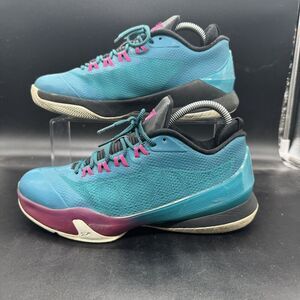 NIKE JORDAN CP3.VIII Low Top Blue Teal Pink Youth SIZE 7Y Womens size 8.5 EUC
